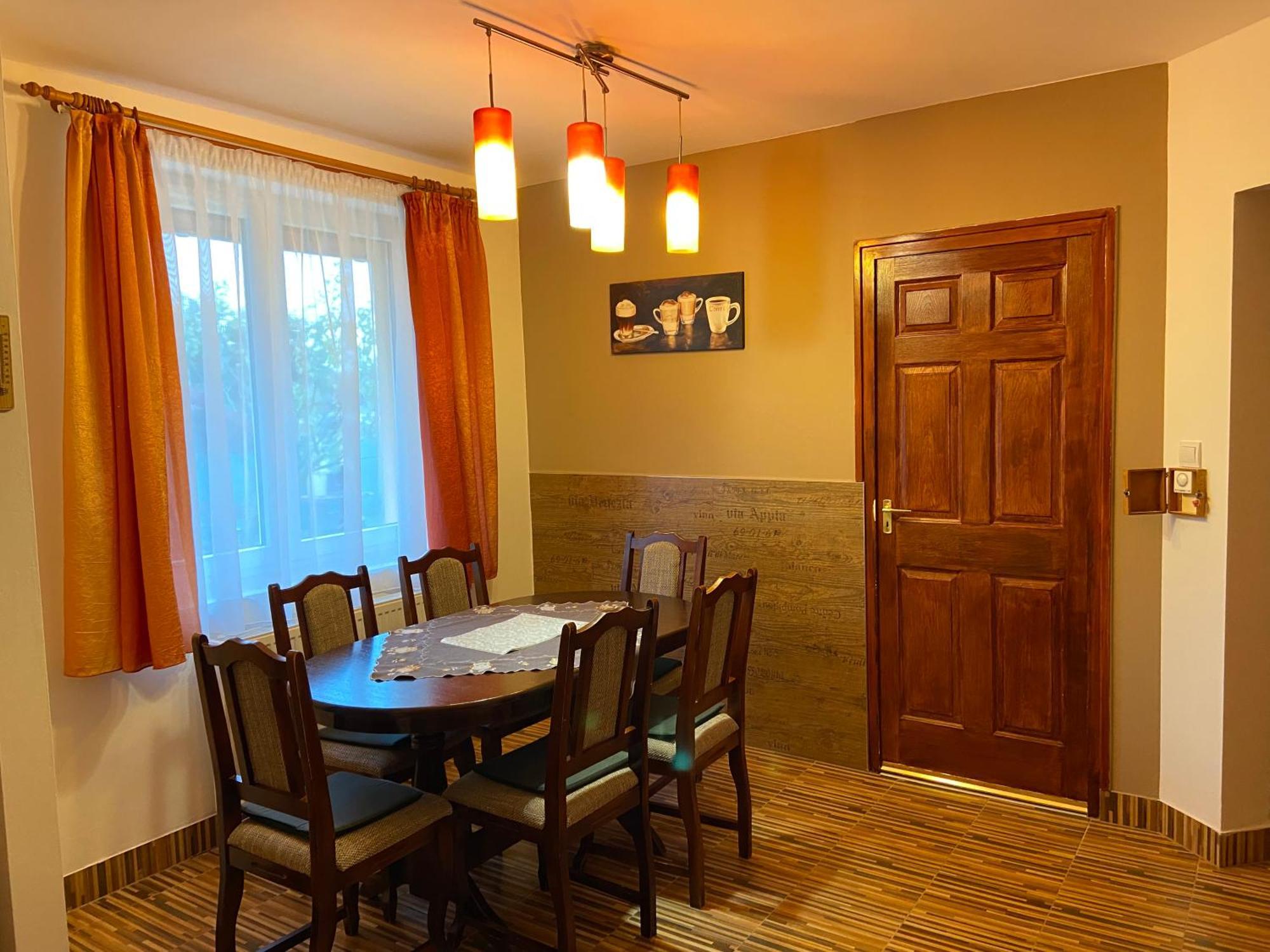Vadrozsa Vendeghaz-Apartman Demjén Exteriér fotografie