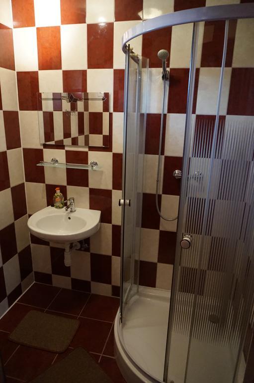 Vadrozsa Vendeghaz-Apartman Demjén Exteriér fotografie